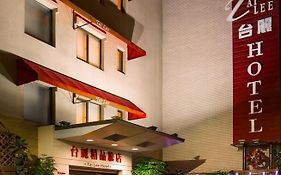 Tai Lee Hotel  3*